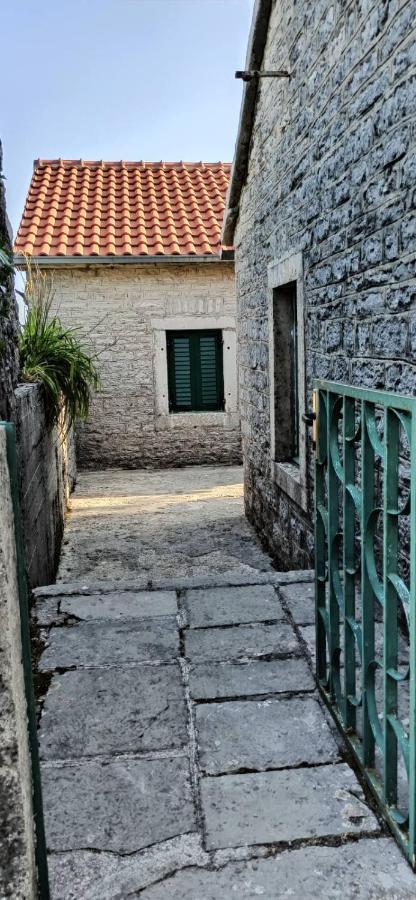 Old House Djurovic Villa Herceg Novi Exterior foto